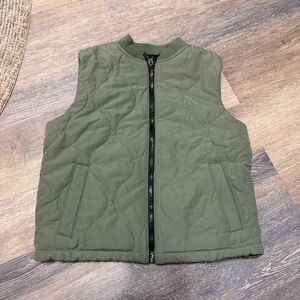 Old Navy Quilted Vest